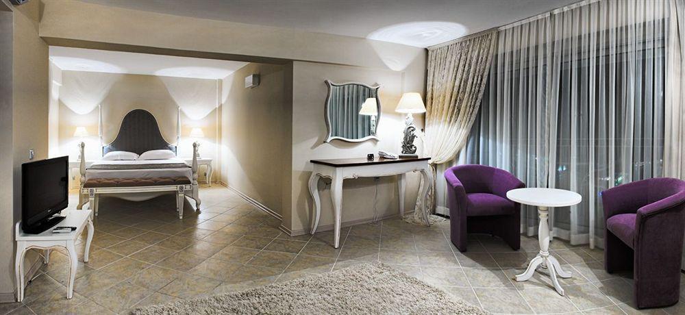 Lavista Boutique Hotel & Spa (Adults Only) Кушадасъ Екстериор снимка