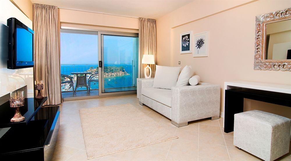 Lavista Boutique Hotel & Spa (Adults Only) Кушадасъ Екстериор снимка