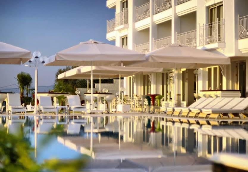 Lavista Boutique Hotel & Spa (Adults Only) Кушадасъ Екстериор снимка